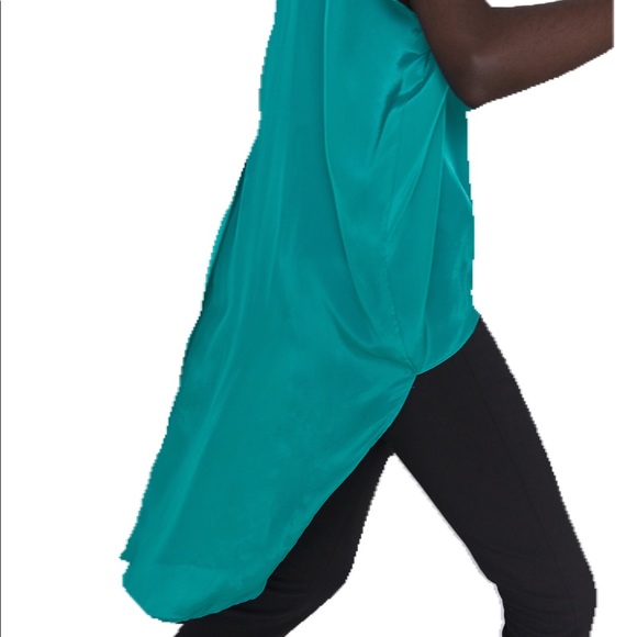 Zara Asymmetric Top - Picture 15 of 15